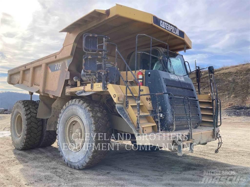 CAT 773F Зчленовані самоскиди