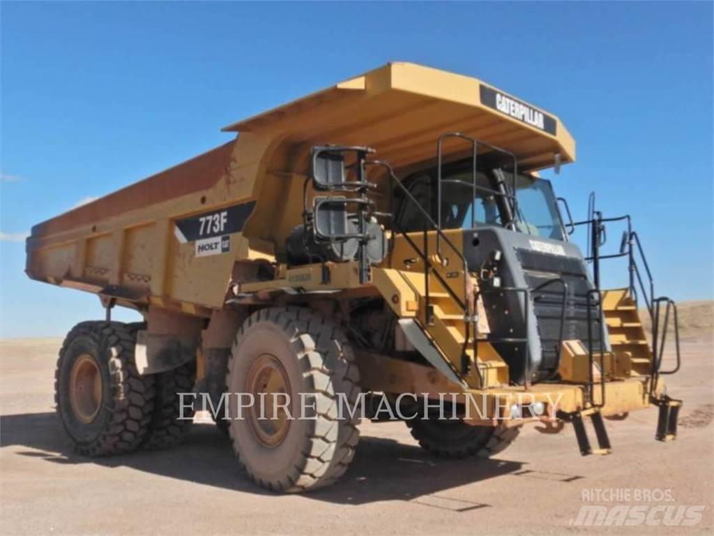 CAT 773F Зчленовані самоскиди
