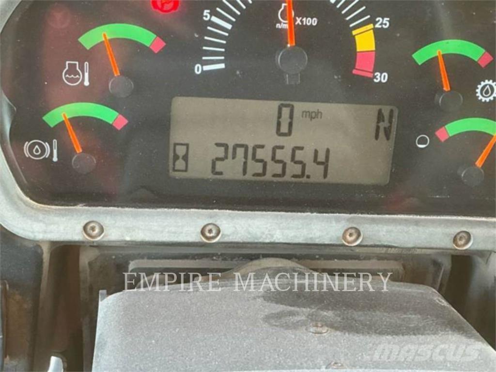 CAT 773F Зчленовані самоскиди