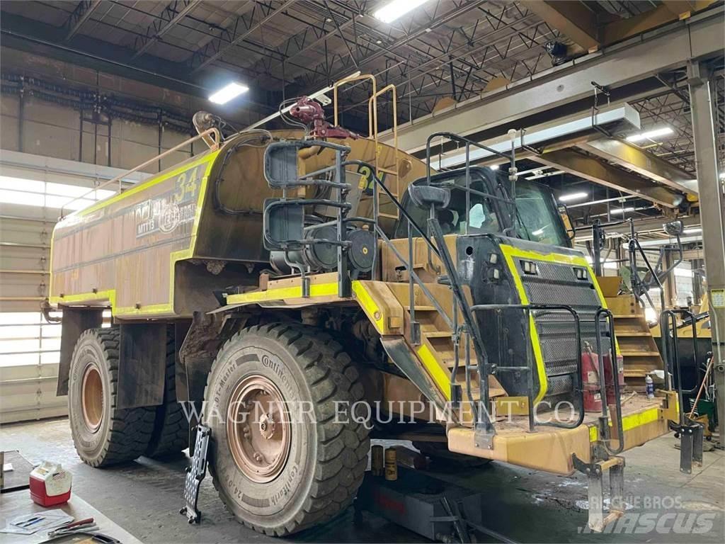 CAT 773F WT Поливальні машини