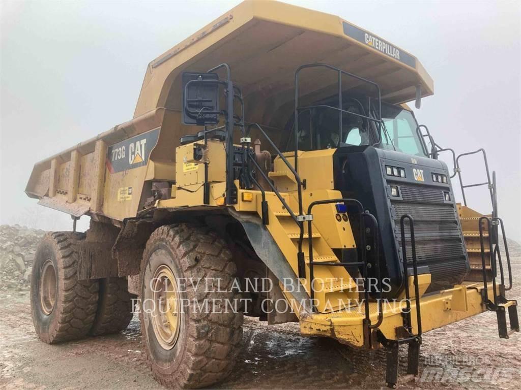 CAT 773G Зчленовані самоскиди