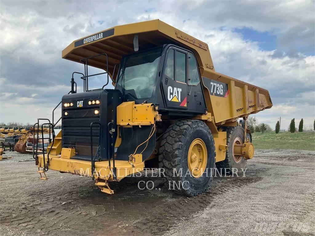 CAT 773G Зчленовані самоскиди
