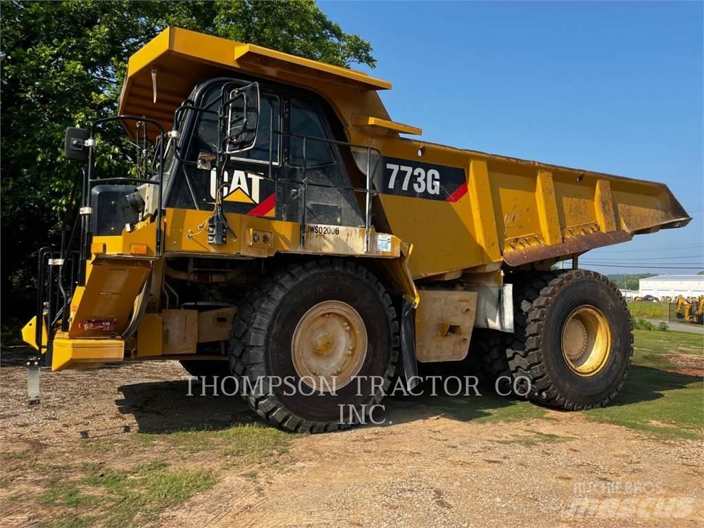 CAT 773G Зчленовані самоскиди