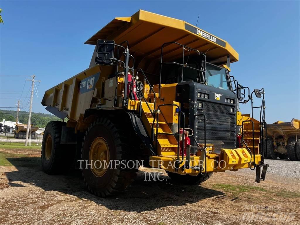 CAT 773G Зчленовані самоскиди