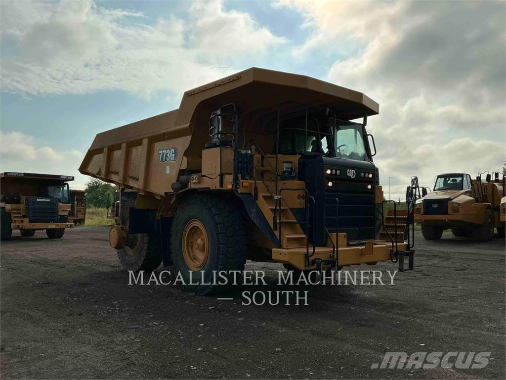 CAT 773G Зчленовані самоскиди
