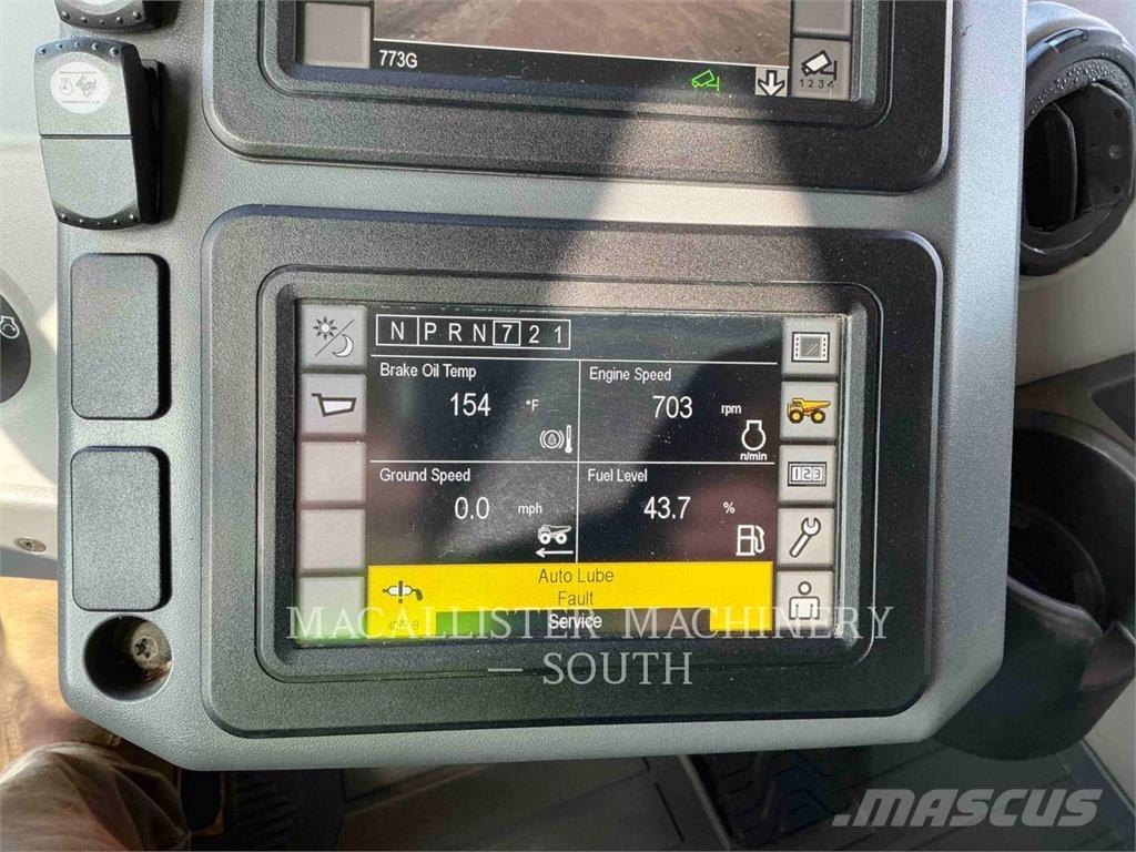 CAT 773G Зчленовані самоскиди