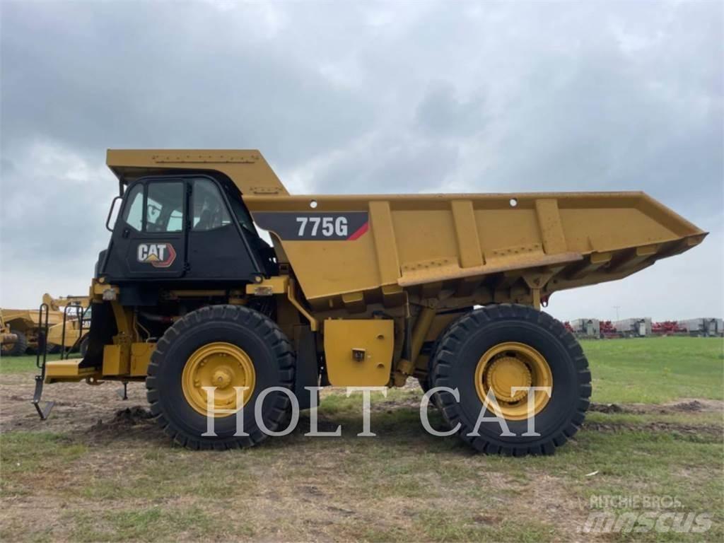 CAT 775G Зчленовані самоскиди