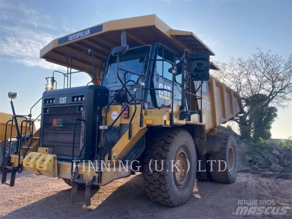 CAT 775G Зчленовані самоскиди