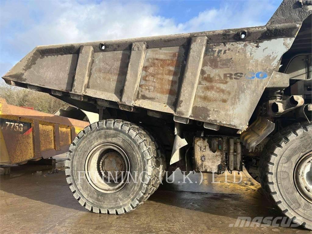 CAT 775G Зчленовані самоскиди