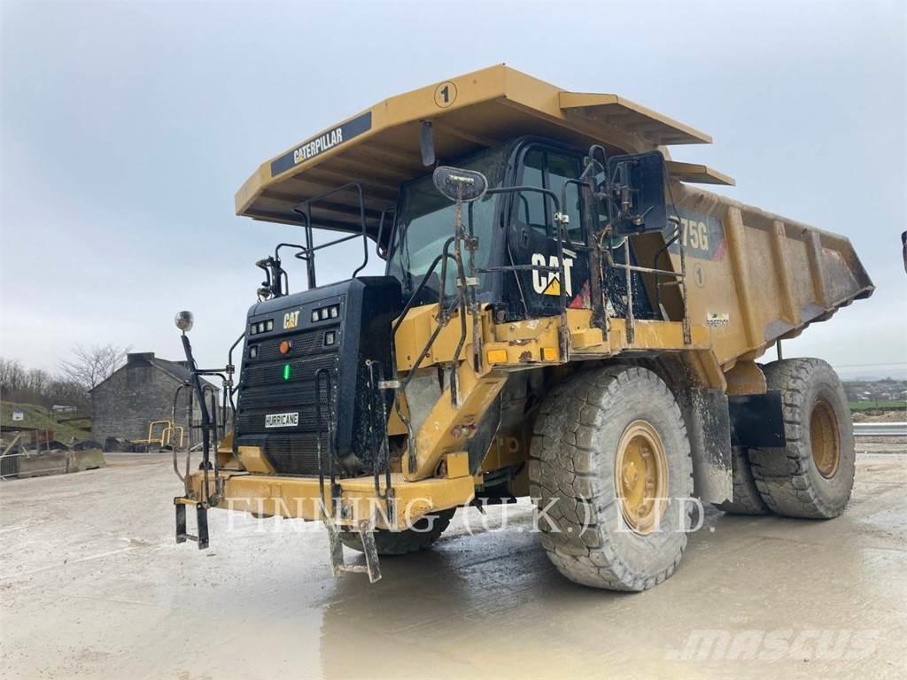 CAT 775G Зчленовані самоскиди