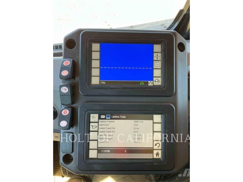 CAT 775G Зчленовані самоскиди