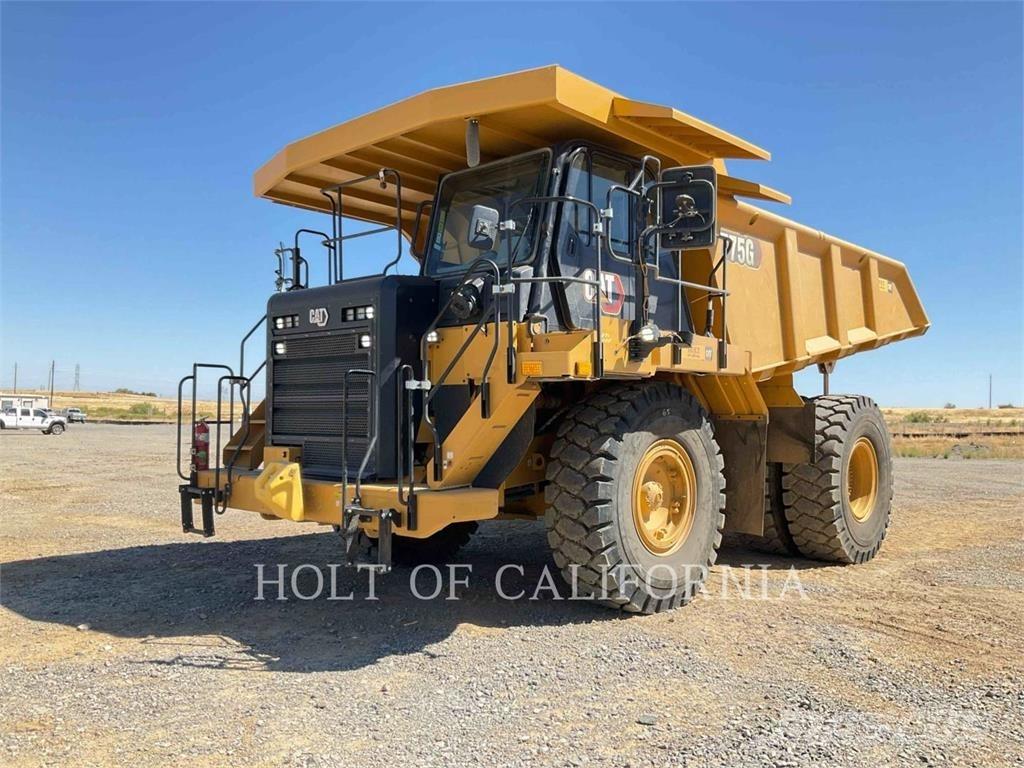 CAT 775G Зчленовані самоскиди