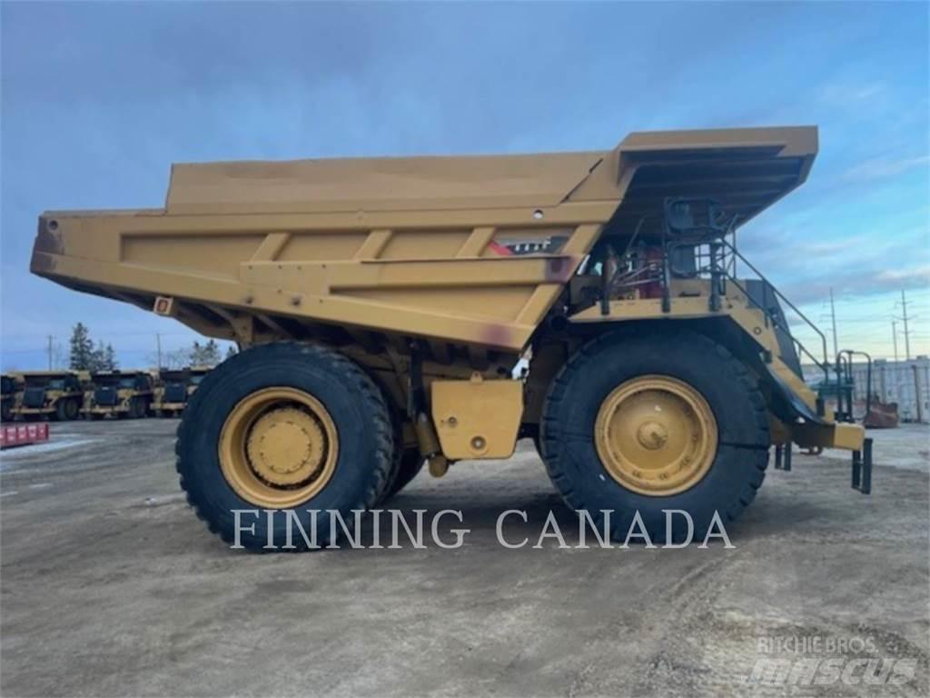 CAT 777F Зчленовані самоскиди