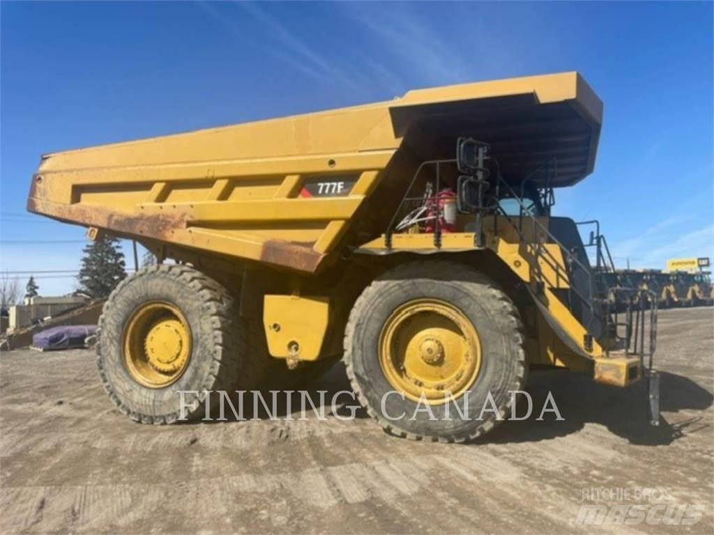 CAT 777F Зчленовані самоскиди
