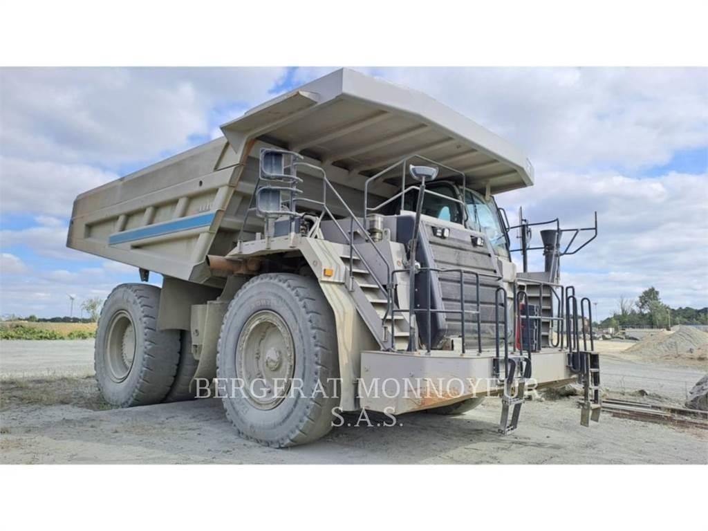 CAT 777F Зчленовані самоскиди