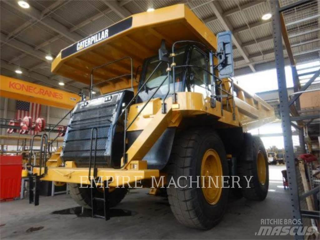 CAT 777F Зчленовані самоскиди