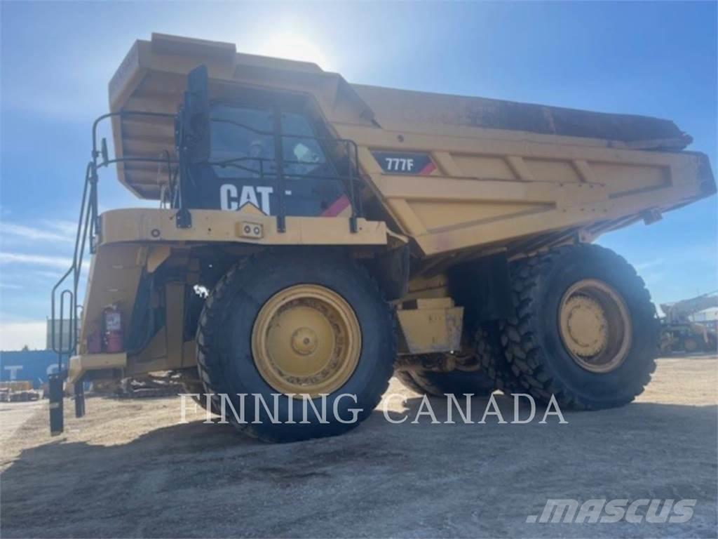 CAT 777F Зчленовані самоскиди