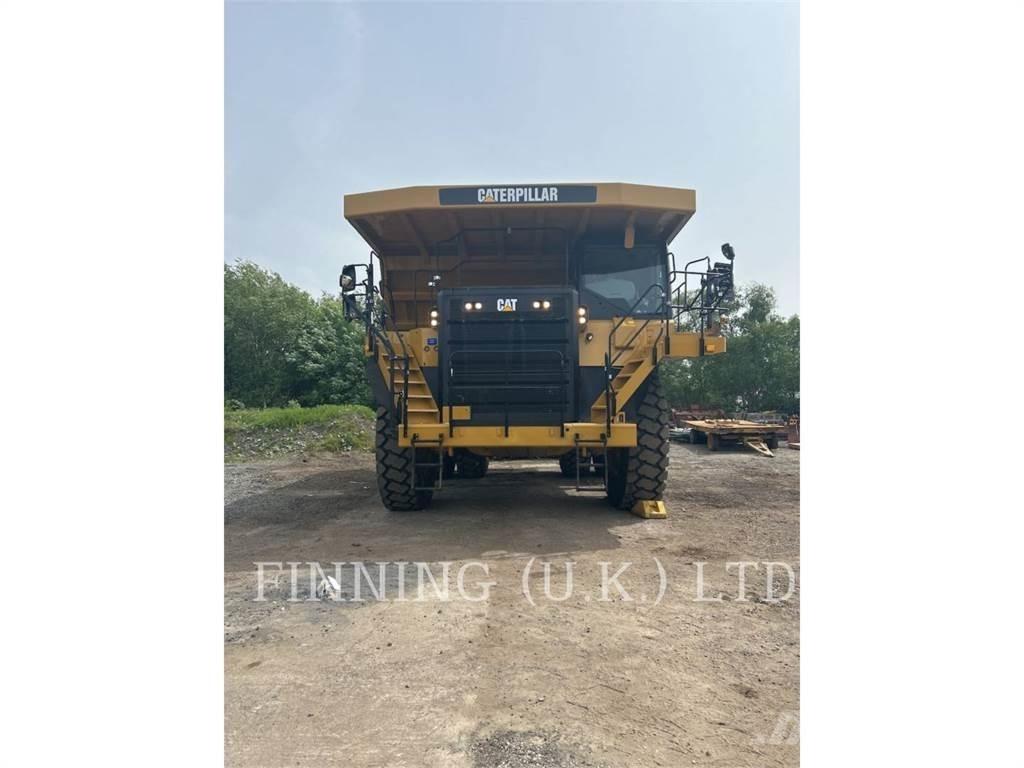 CAT 777G Зчленовані самоскиди