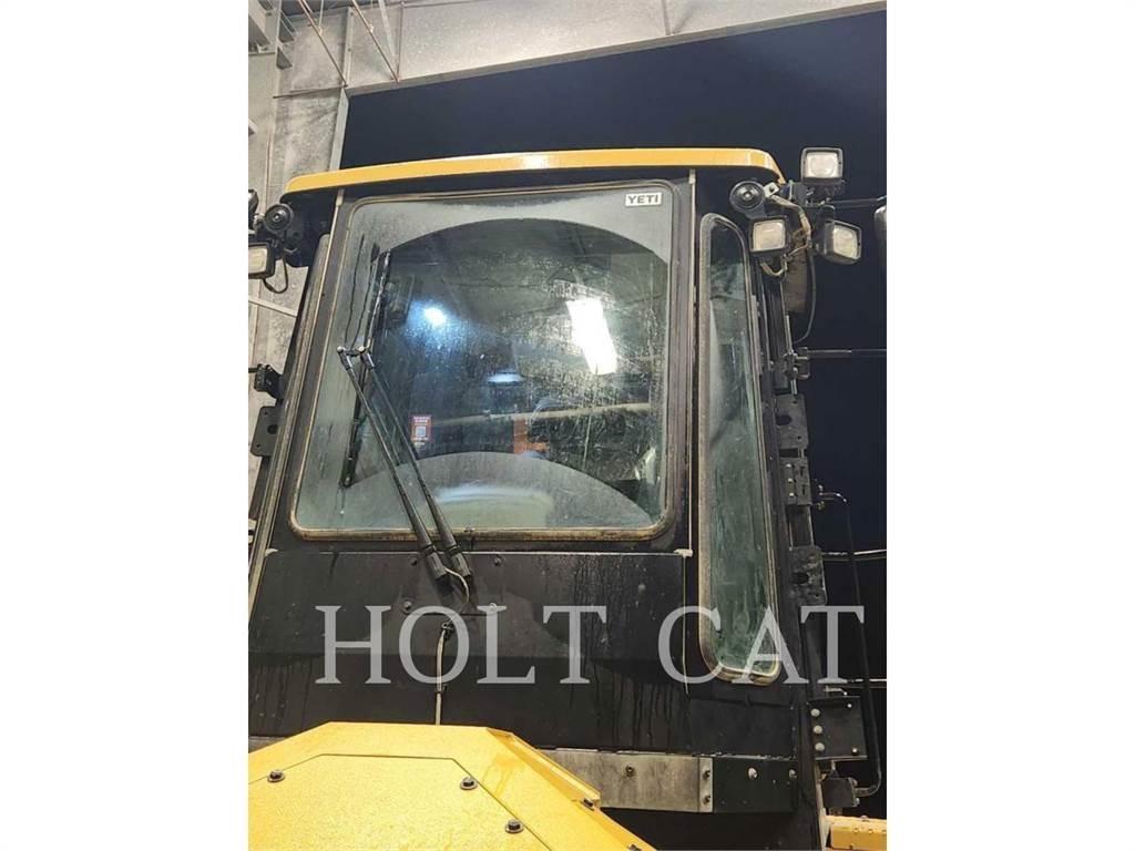 CAT 815 Ущільнювачі грунту
