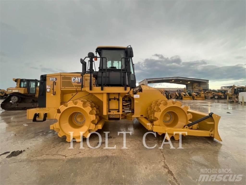 CAT 815 Ущільнювачі грунту