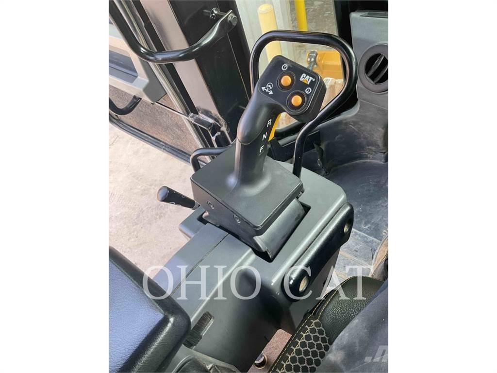 CAT 815 Колісні бульдозери