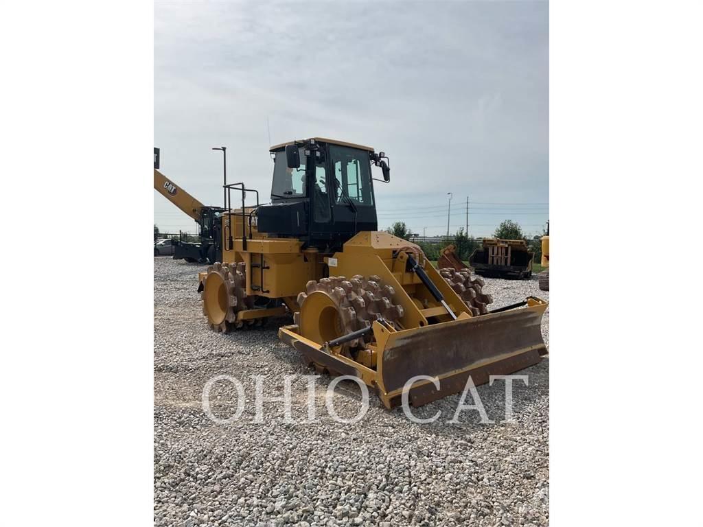 CAT 815 Колісні бульдозери