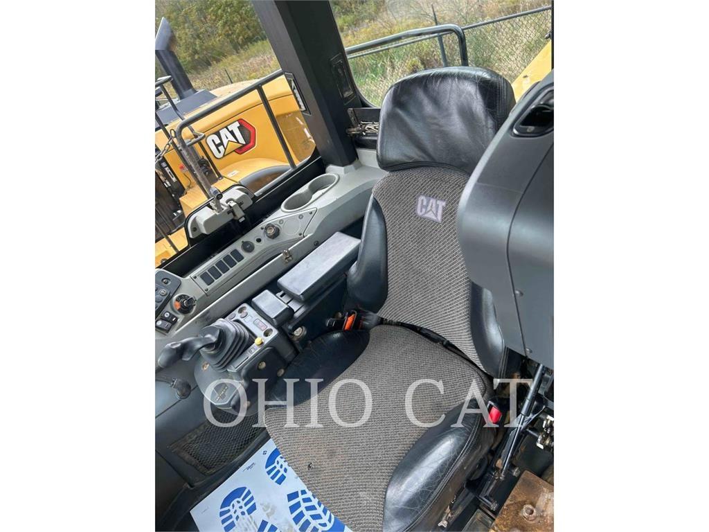 CAT 815K Ущільнювачі грунту