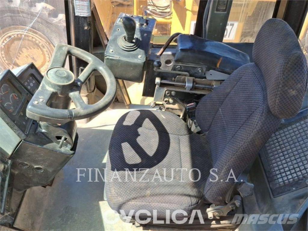 CAT 824H Скрепери