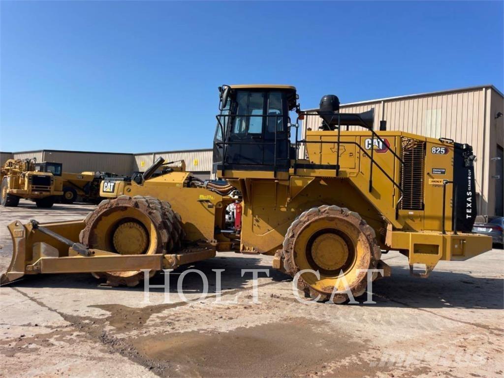 CAT 825 Ущільнювачі грунту