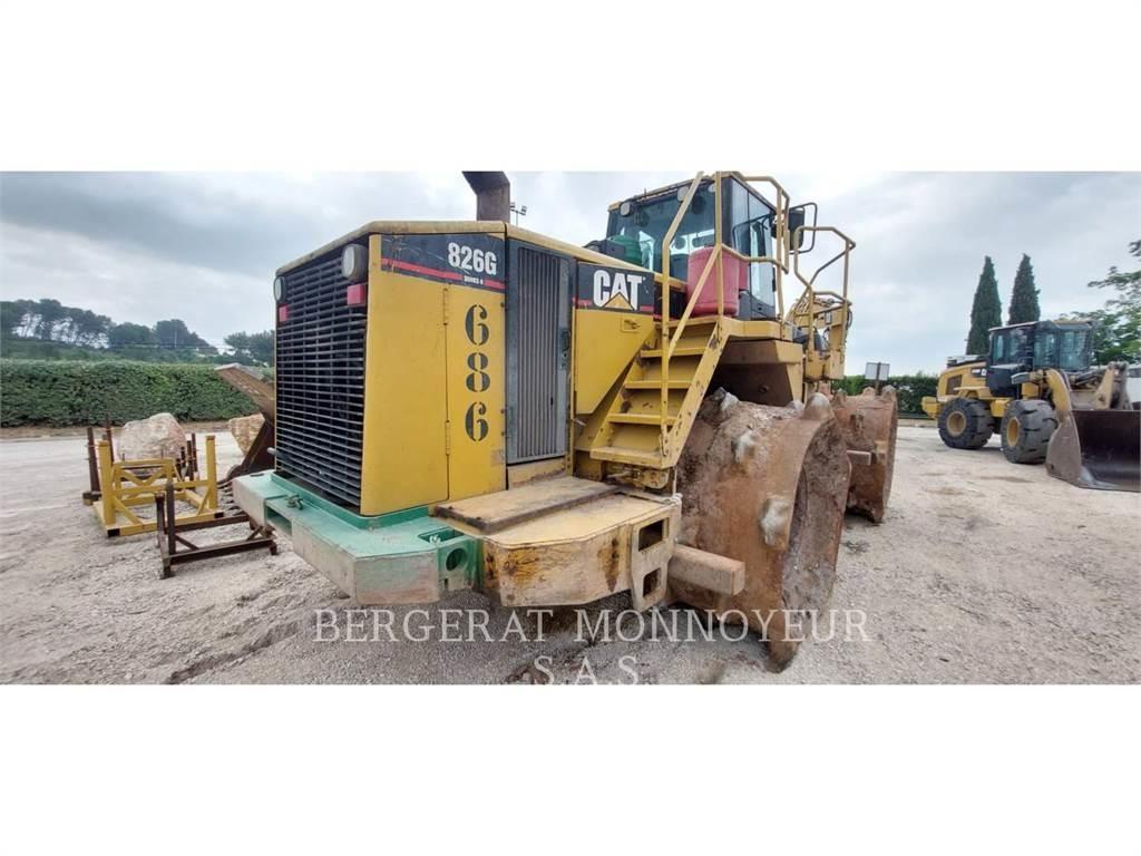 CAT 826G Колісні бульдозери