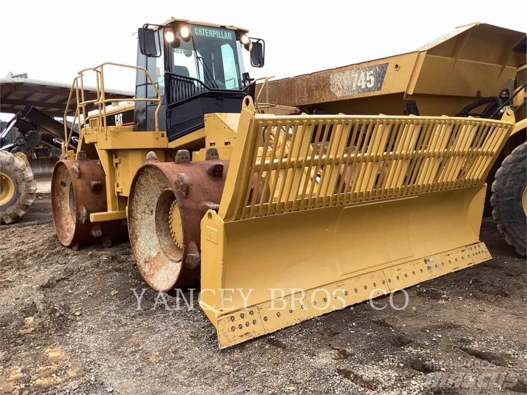 CAT 826H Ущільнювачі грунту