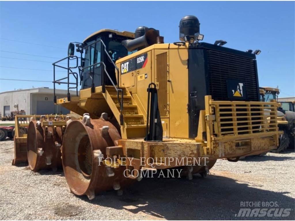 CAT 826K Ущільнювачі грунту