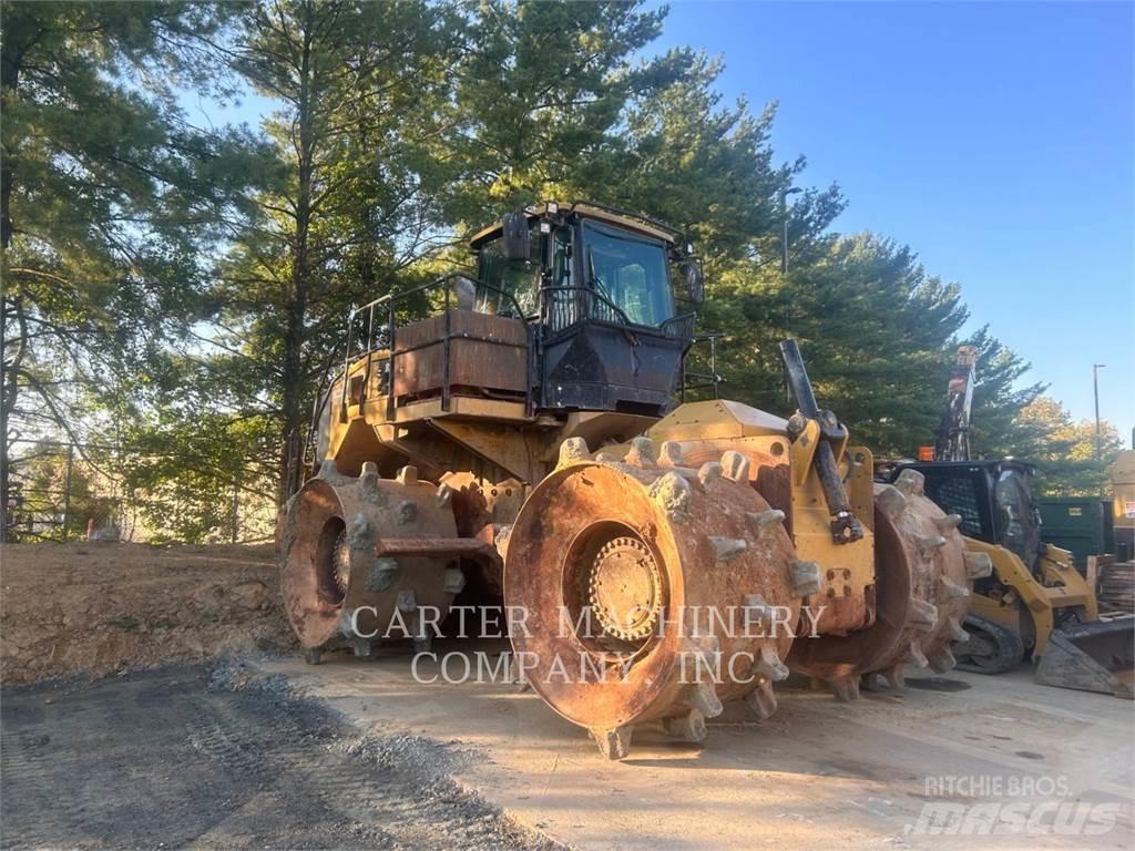 CAT 826K Ущільнювачі грунту