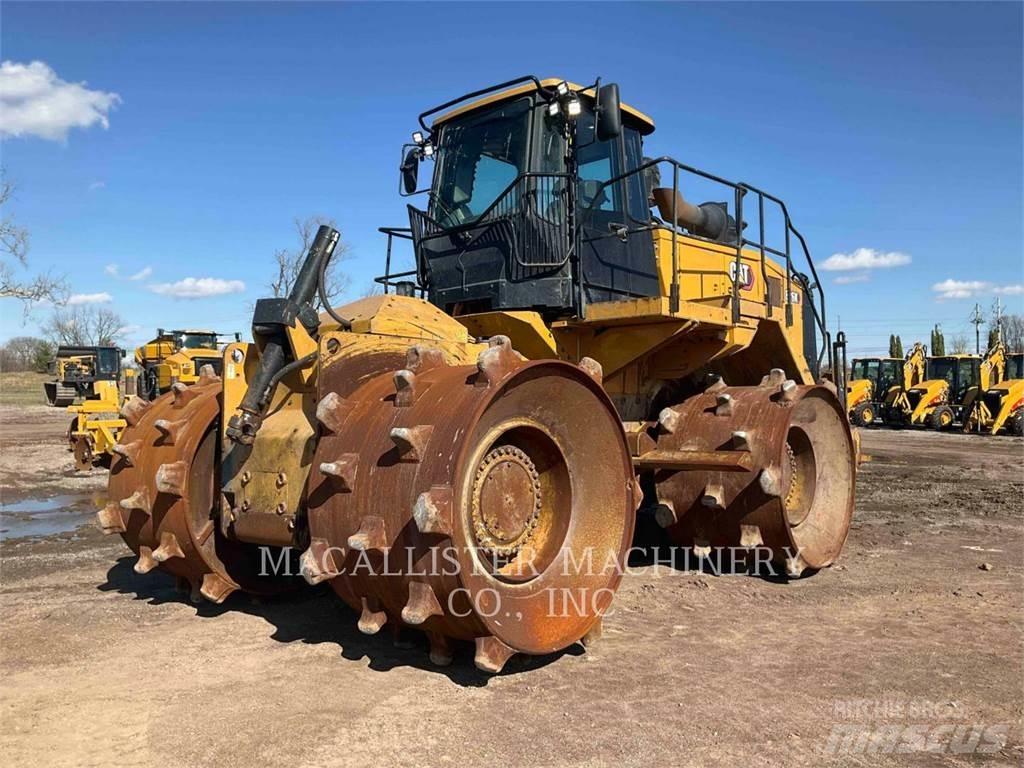 CAT 826K Ущільнювачі грунту