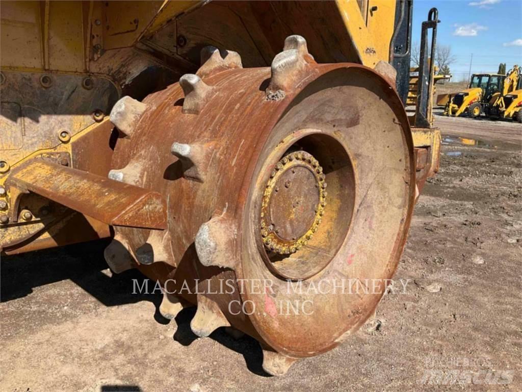CAT 826K Ущільнювачі грунту