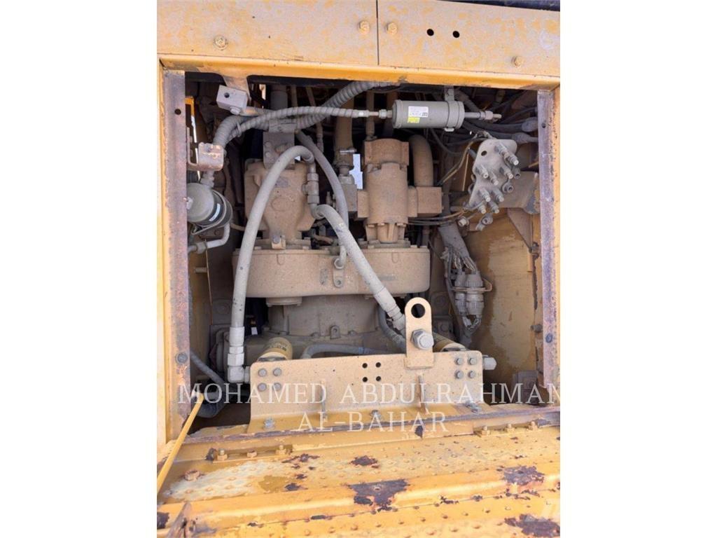 CAT 834H Колісні бульдозери