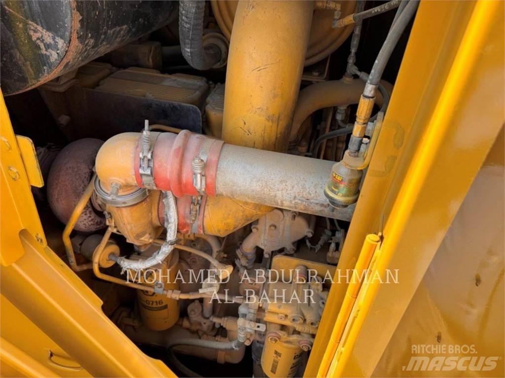 CAT 834H Колісні бульдозери