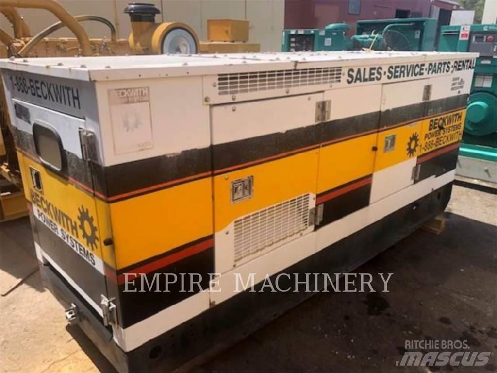 CAT 88KW Дизельні генератори