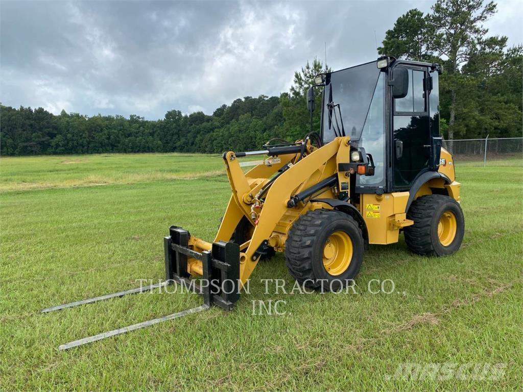 CAT 903 D Фронтальні навантажувачі