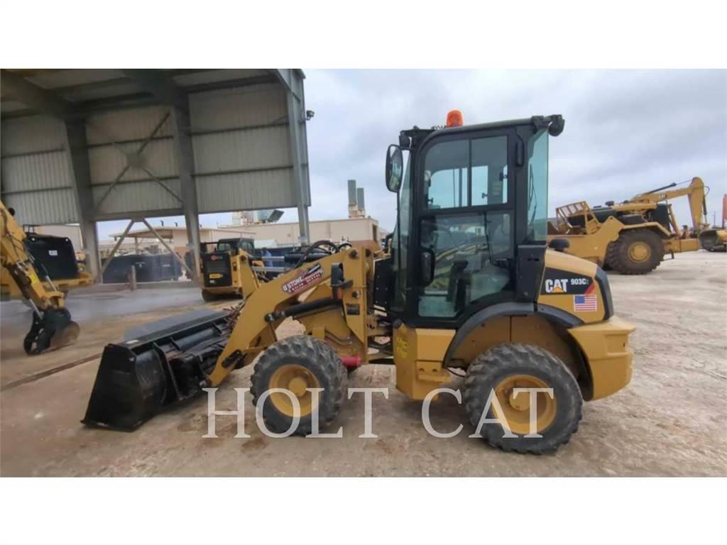 CAT 903C Фронтальні навантажувачі