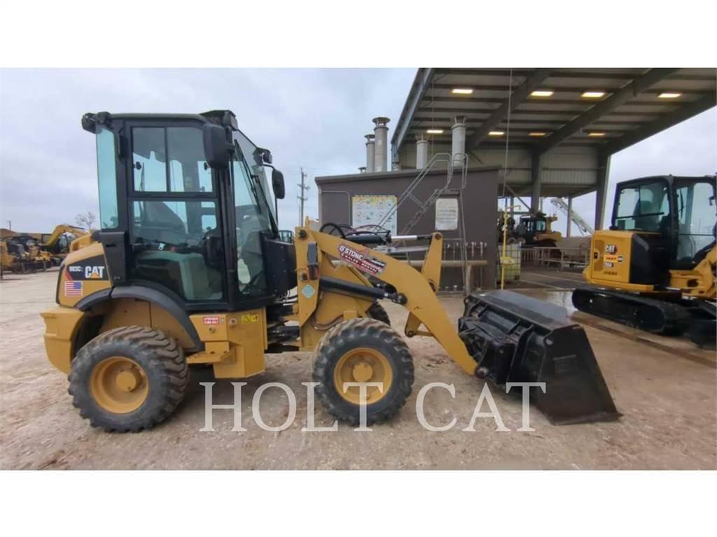 CAT 903C Фронтальні навантажувачі