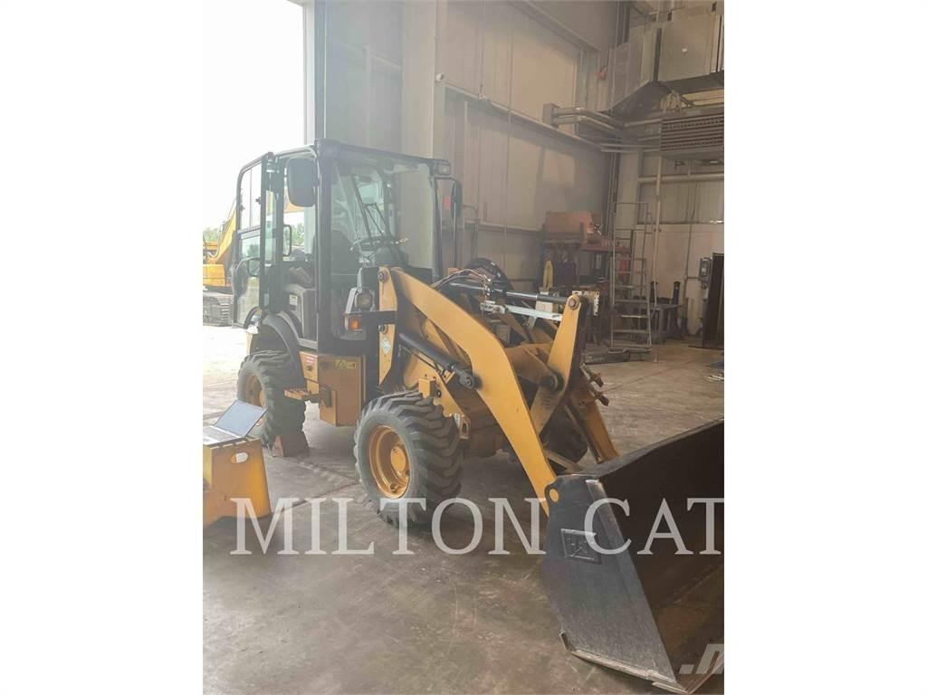 CAT 903D Фронтальні навантажувачі