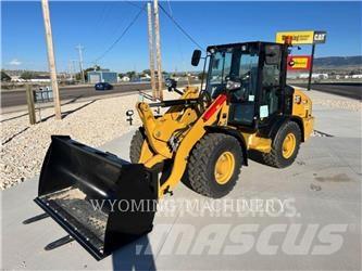 CAT 906 Фронтальні навантажувачі