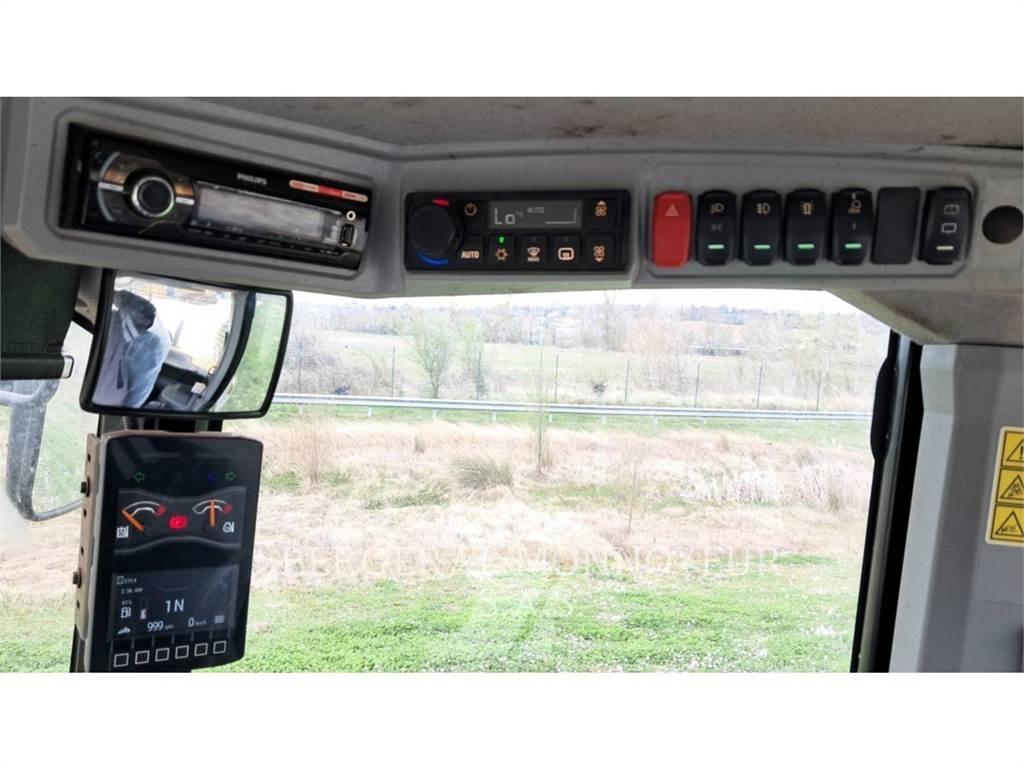 CAT 906 Фронтальні навантажувачі