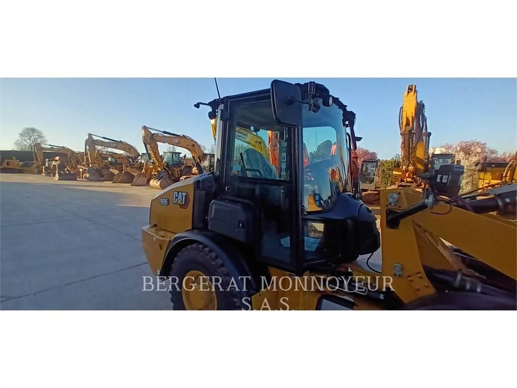 CAT 906 Фронтальні навантажувачі