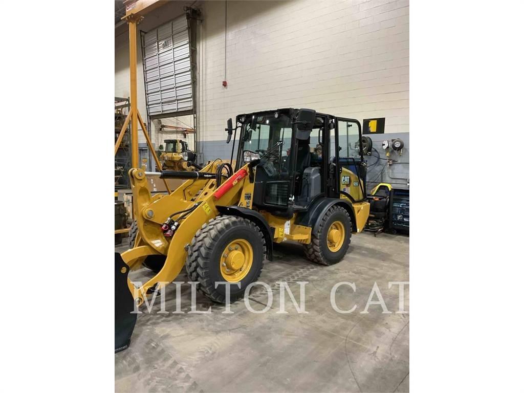 CAT 906 Фронтальні навантажувачі