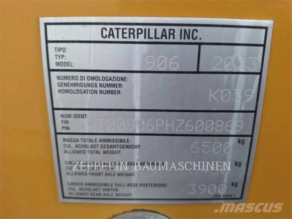CAT 906-14 Фронтальні навантажувачі