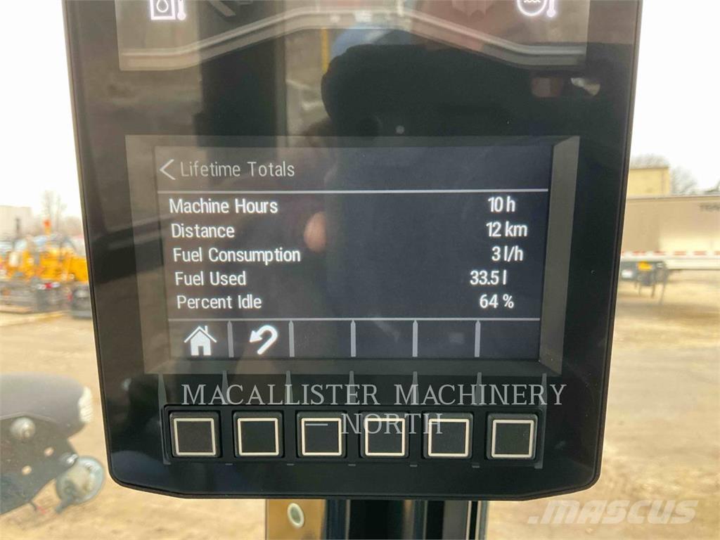 CAT 906 AR Фронтальні навантажувачі