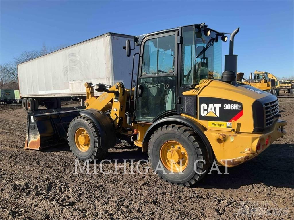 CAT 906H2 Фронтальні навантажувачі