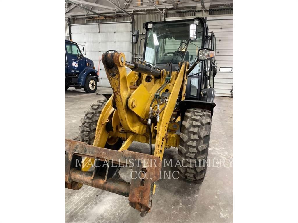 CAT 906H2 Фронтальні навантажувачі